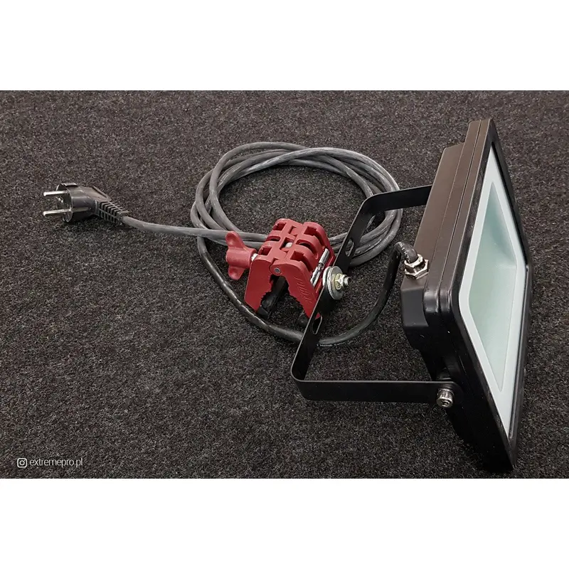 34-34052-Multiclamp-Piher-03.webp